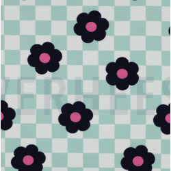 Sweat soft quaters with flowers