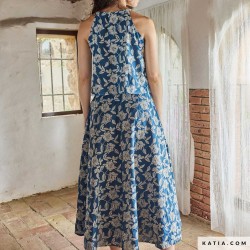 Baumwollvoile jeansblau mit weisser Stickerei