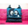 Panneau Monstapillow by Thorsten Berger Housse de coussin pétrole